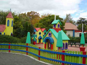 splash_planet_toy_world.jpg